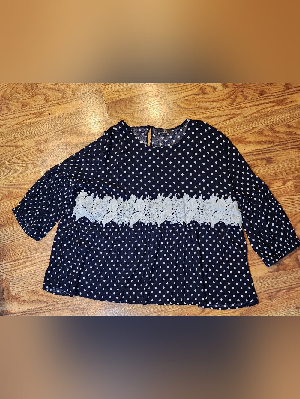 Suzanne Betro Navy & White Polka Dot Lace-Trim Babydoll Blouse for Women 4X